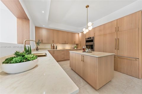 Tiny photo for 178 NE 45th St, Miami, FL 33137 (MLS # A11971455)