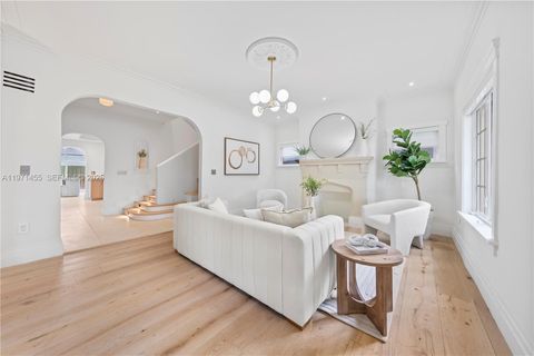 Tiny photo for 178 NE 45th St, Miami, FL 33137 (MLS # A11971455)