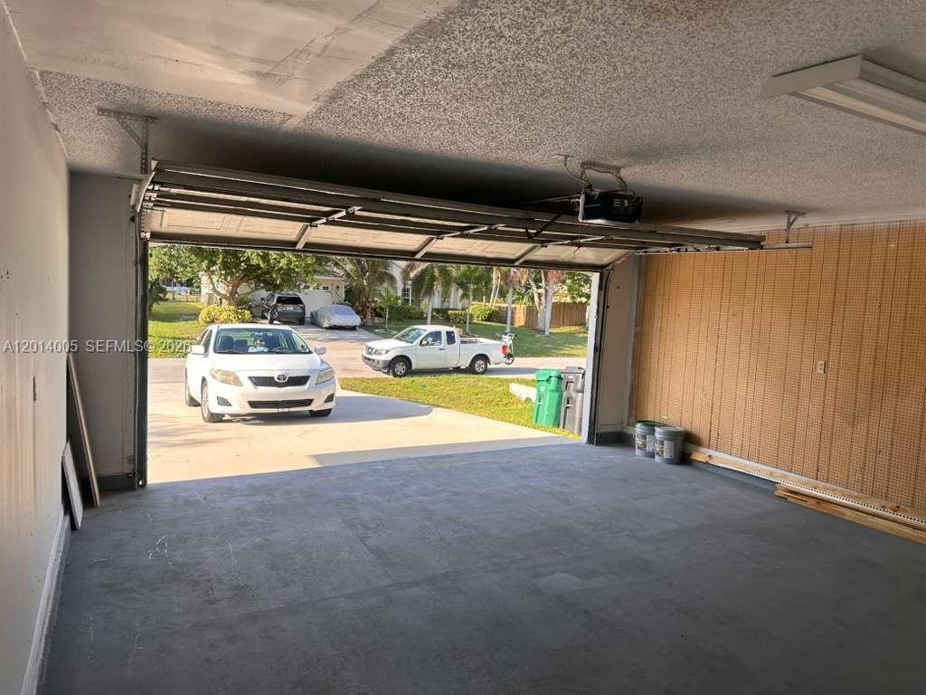 PORT ST LUCIE SECTION 8 - Residential Lease
