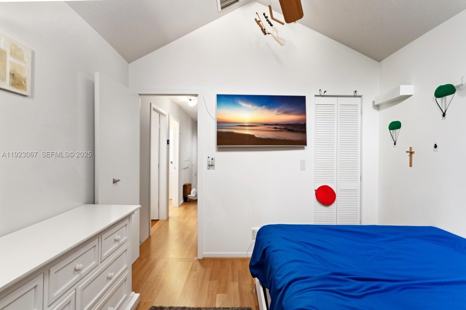 HOLIDAY SPRINGS EAST - Residential