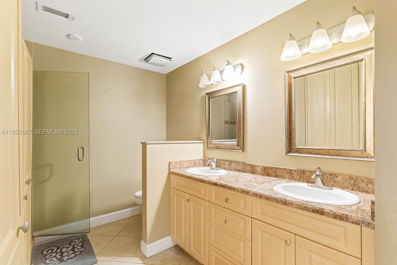 HOLIDAY SPRINGS EAST - Residential