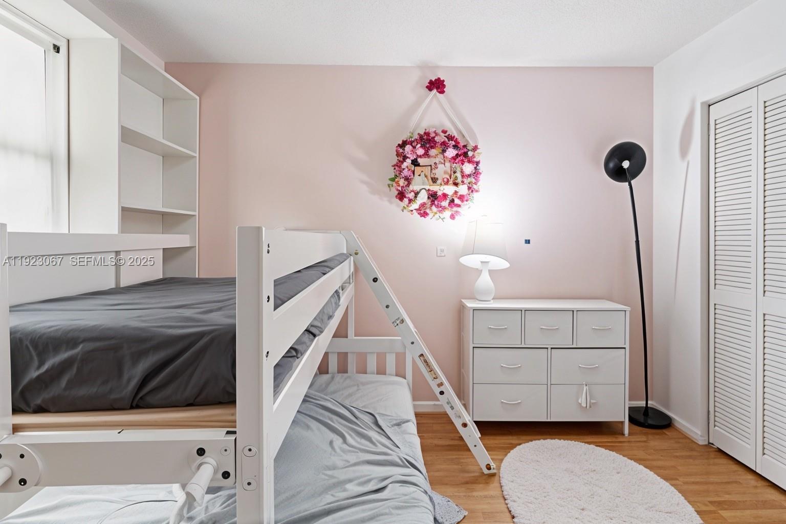 HOLIDAY SPRINGS EAST - Residential