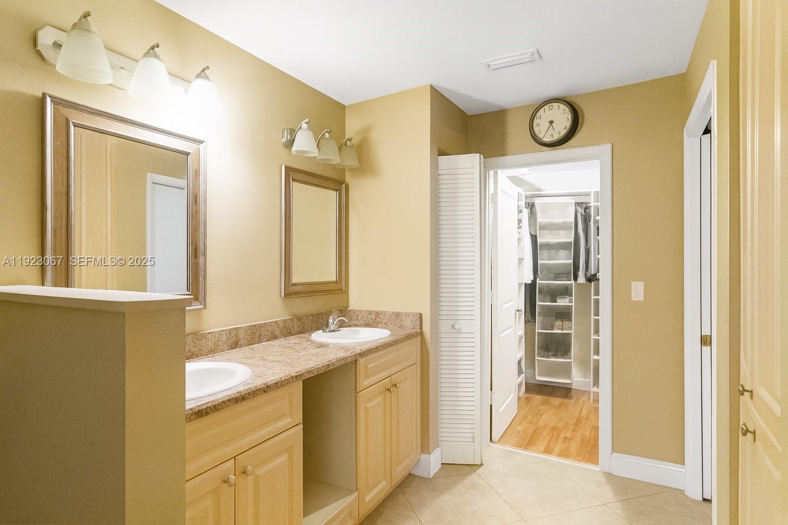 HOLIDAY SPRINGS EAST - Residential