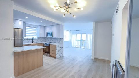 701 Collins Ave 1F Miami Beach FL 33139