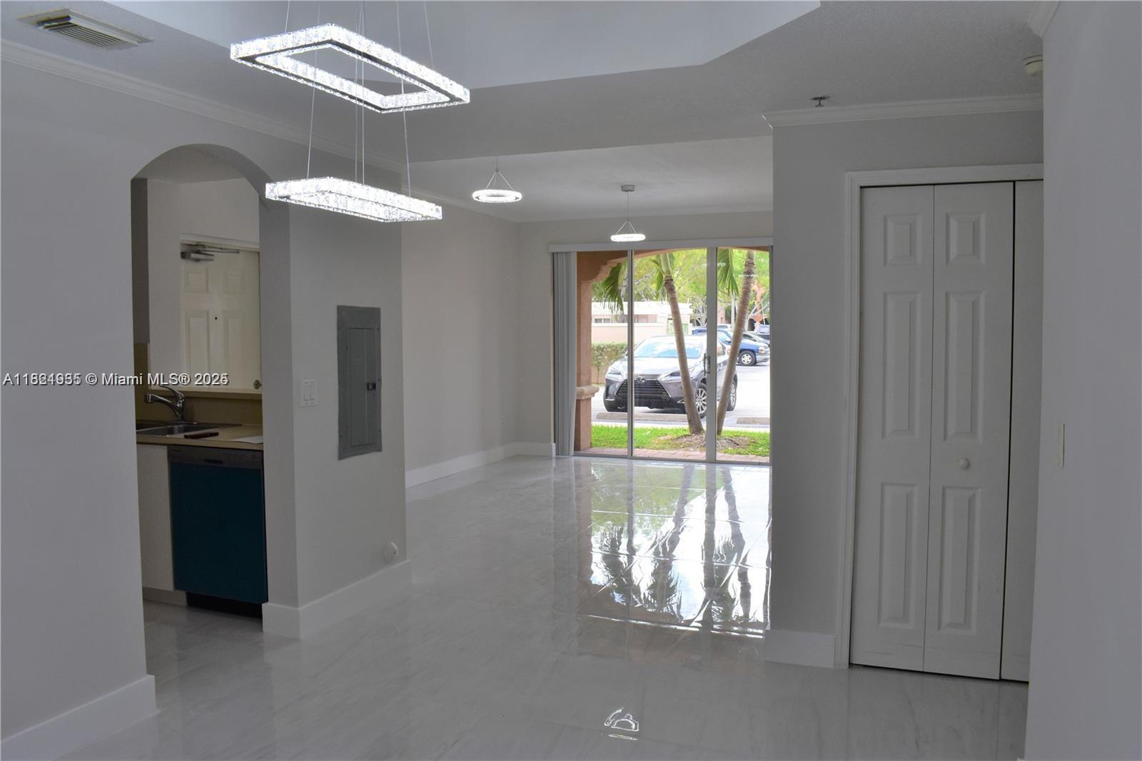 Rental Property at 6540 Nw 114th Ave 1401, Doral, Miami-Dade County, Florida - Bedrooms: 3 
Bathrooms: 2  - $3,000 MO.
