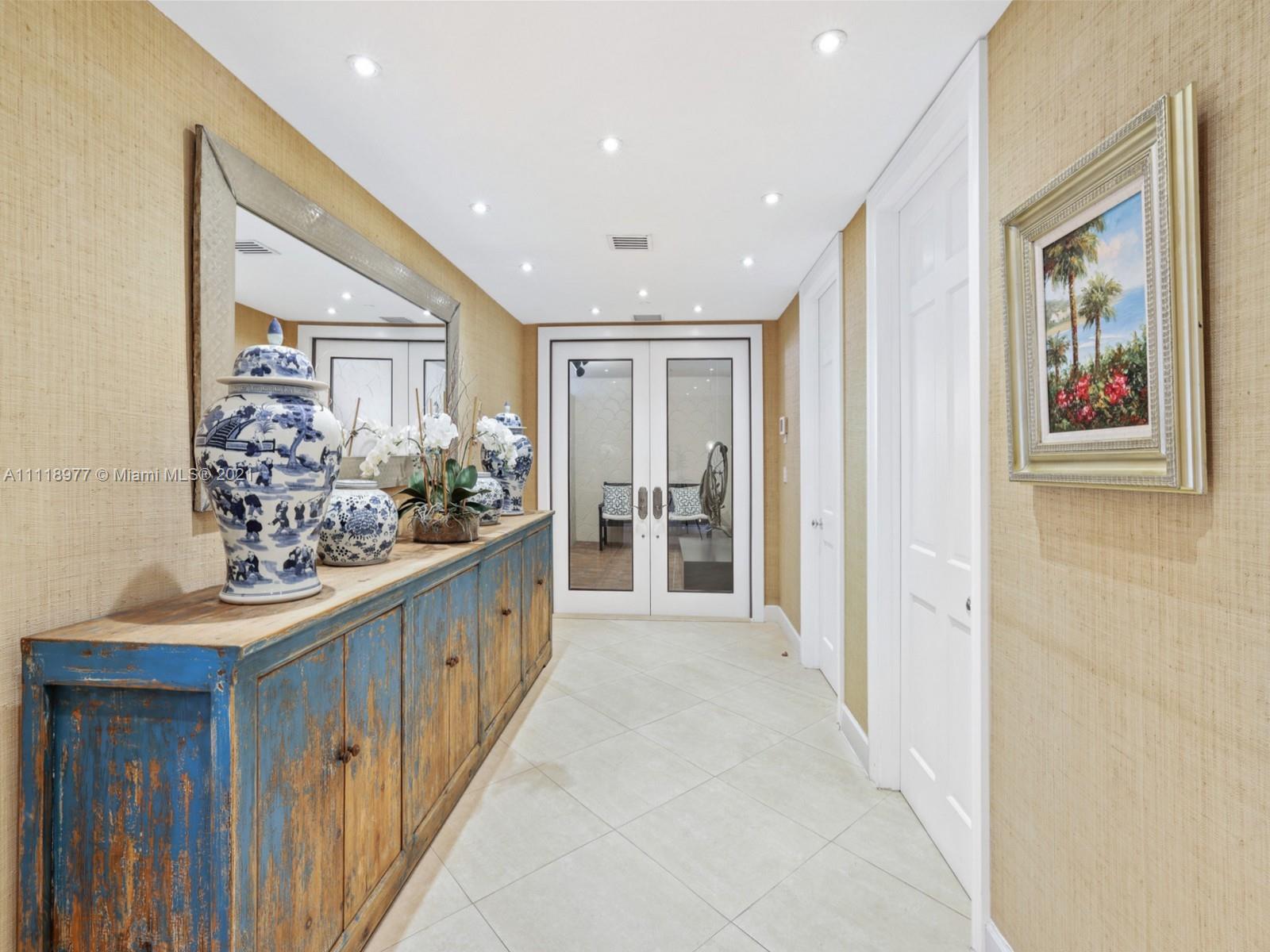 BAYVIEW FISHER ISL CONDO - Residential