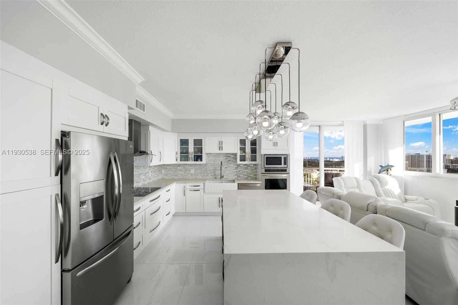 DUO CONDOMINIUM EAST - Residential