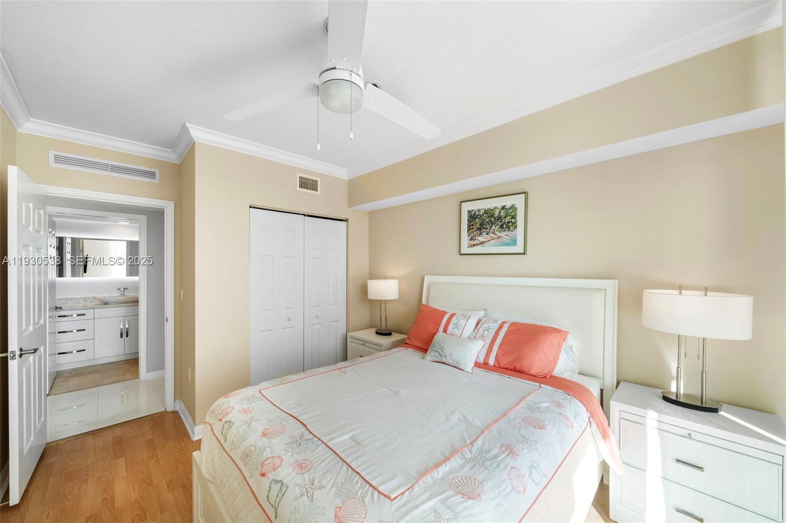 DUO CONDOMINIUM EAST - Residential