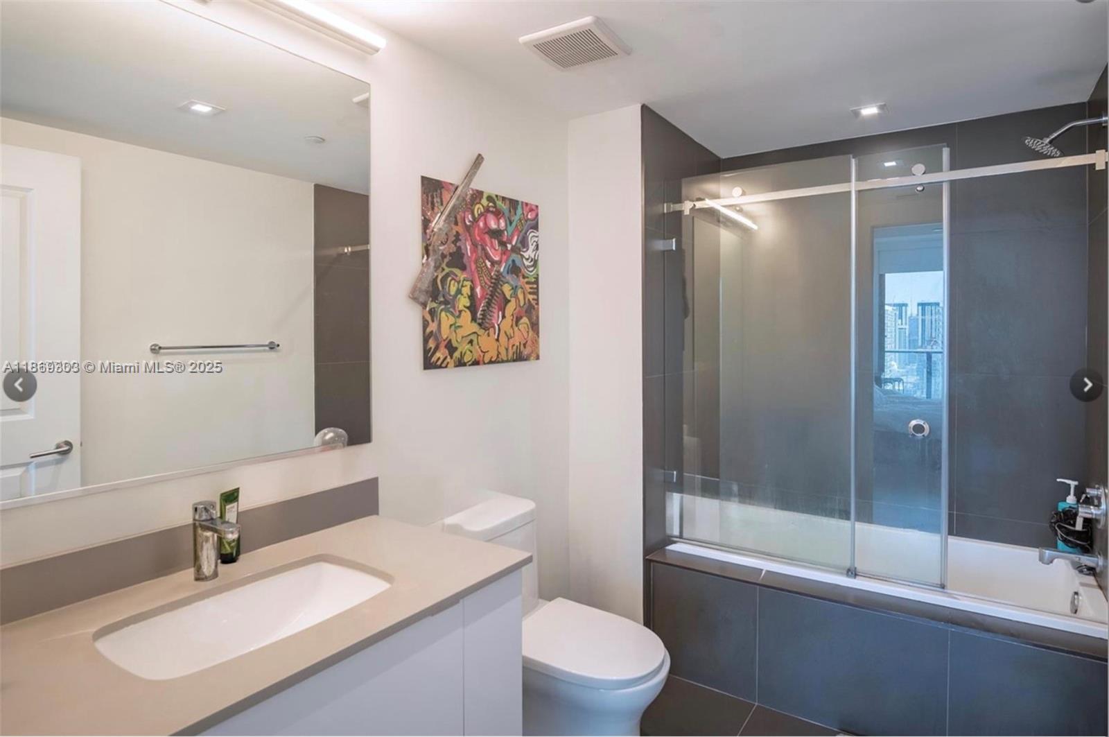 CANVAS CONDO - Residential Lease