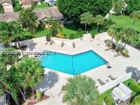 Tiny photo for 10301 Greenbriar Ct, Boca Raton, FL 33498 (MLS # A12042057)