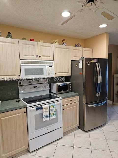 Tiny photo for 10301 Greenbriar Ct, Boca Raton, FL 33498 (MLS # A12042057)