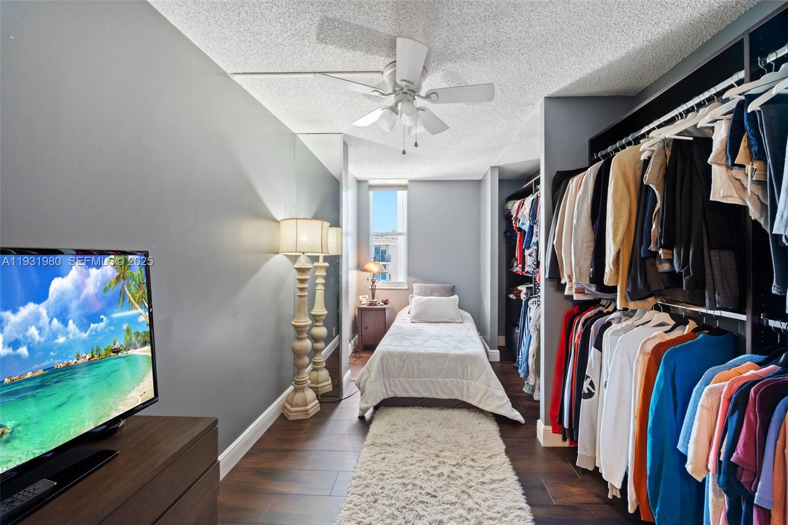 POMPANO BEACH CLUB CONDO - Residential