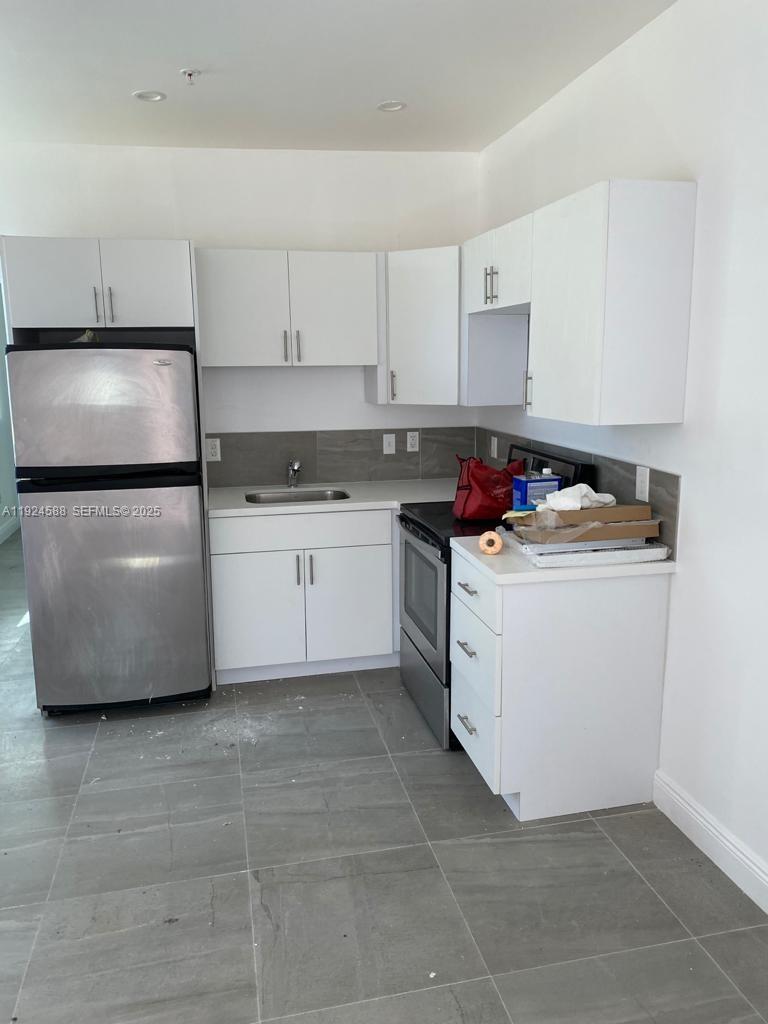 CARVER RANCHES BUSINESS S - Residential Lease