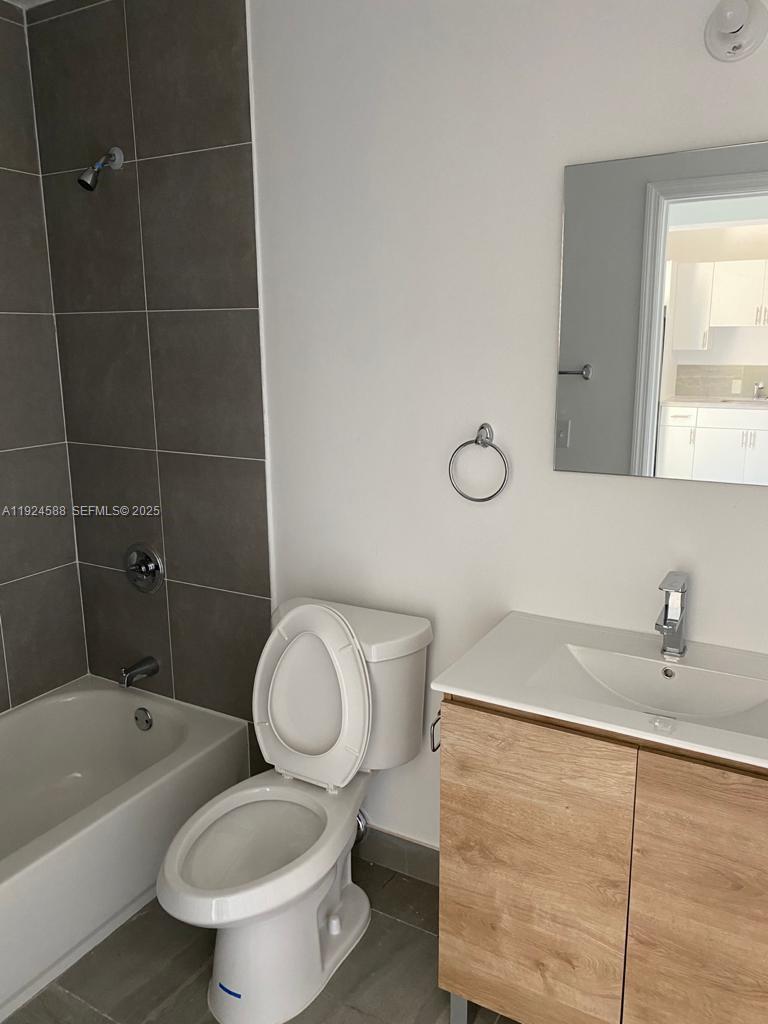 CARVER RANCHES BUSINESS S - Residential Lease