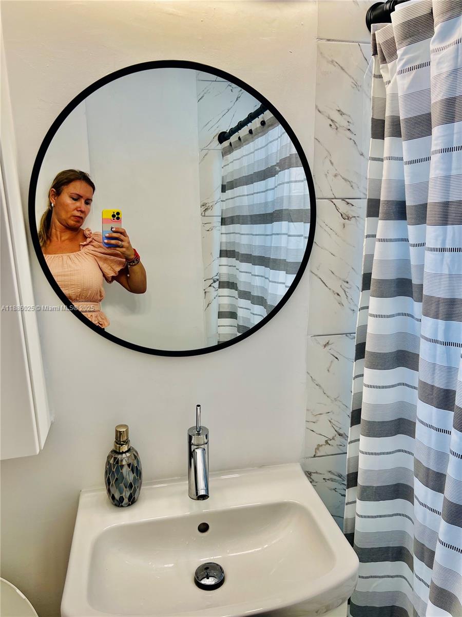 760 CONDO - Residential