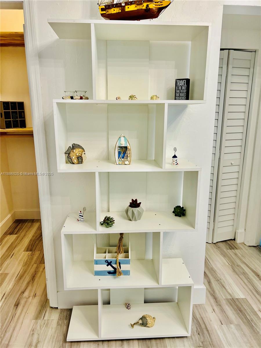 760 CONDO - Residential
