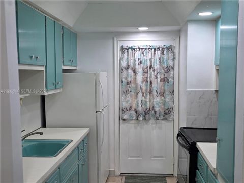 300 NE 191st St 218 Miami FL 33179