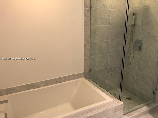 SLS LUX BRICKELL - Residential Lease