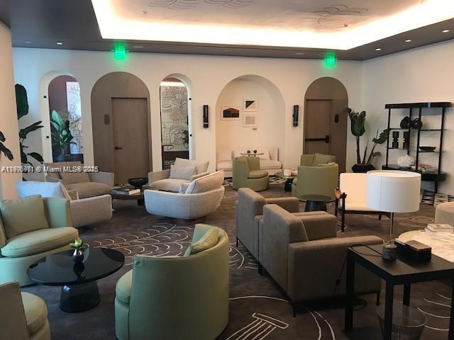 SLS LUX BRICKELL - Residential Lease