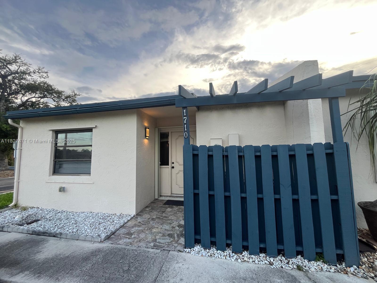Welcome to this charming and spacious 2 bedroom, 2 bathroom corner villa located in a quiet community. This well-maintained home features hurricane accordion shutters, in-unit washer and dryer, and two dedicated parking spaces. Enjoy relaxing or entertaining in your screened-in patio. Bright and airy layout with plenty of natural light.
PROPERTY IS ALSO LISTED FOR SALE A11826515