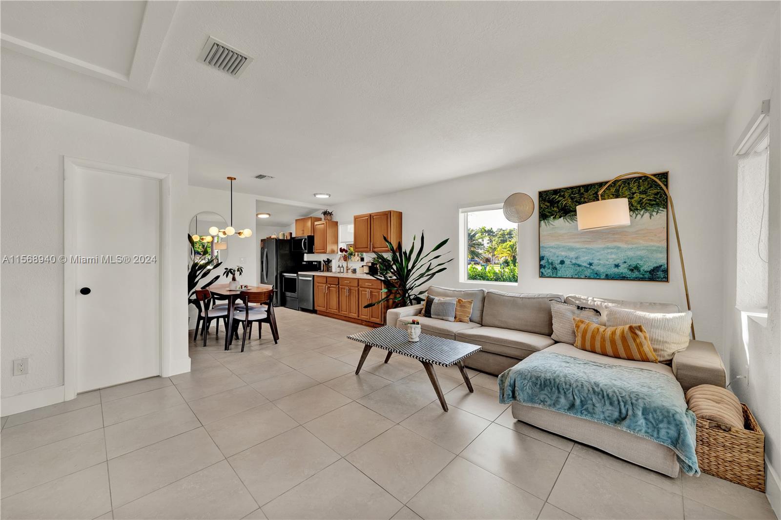 CASA GRANDE - Residential Lease