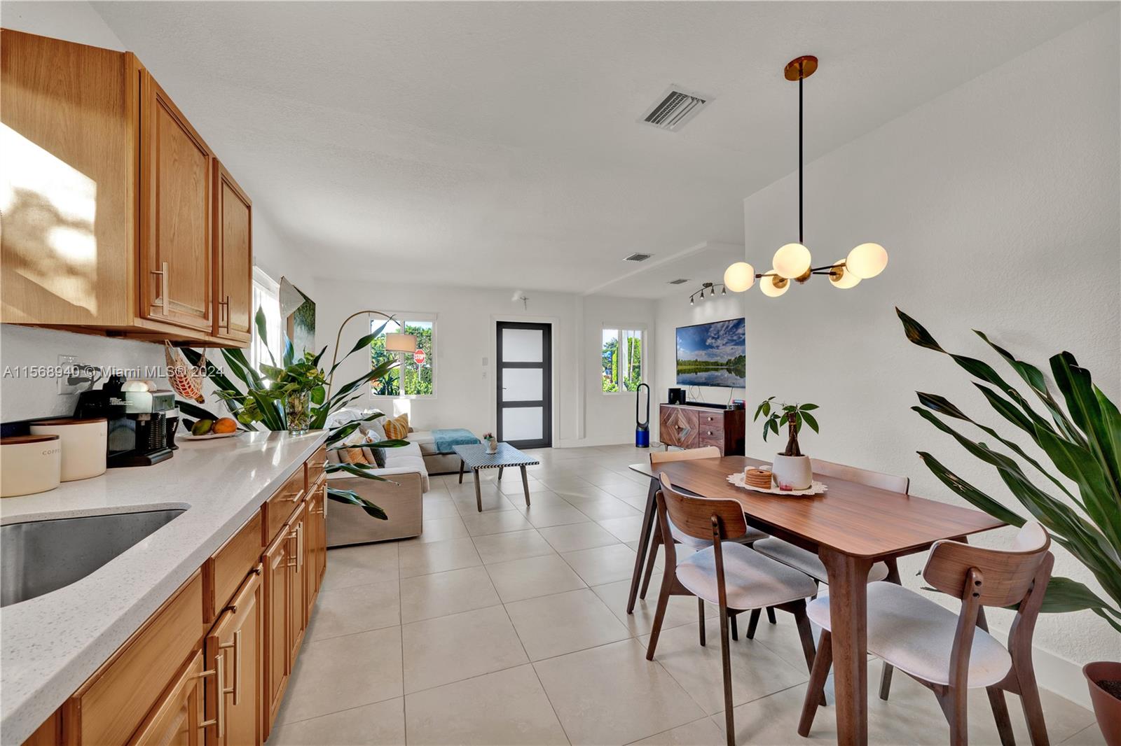 CASA GRANDE - Residential Lease