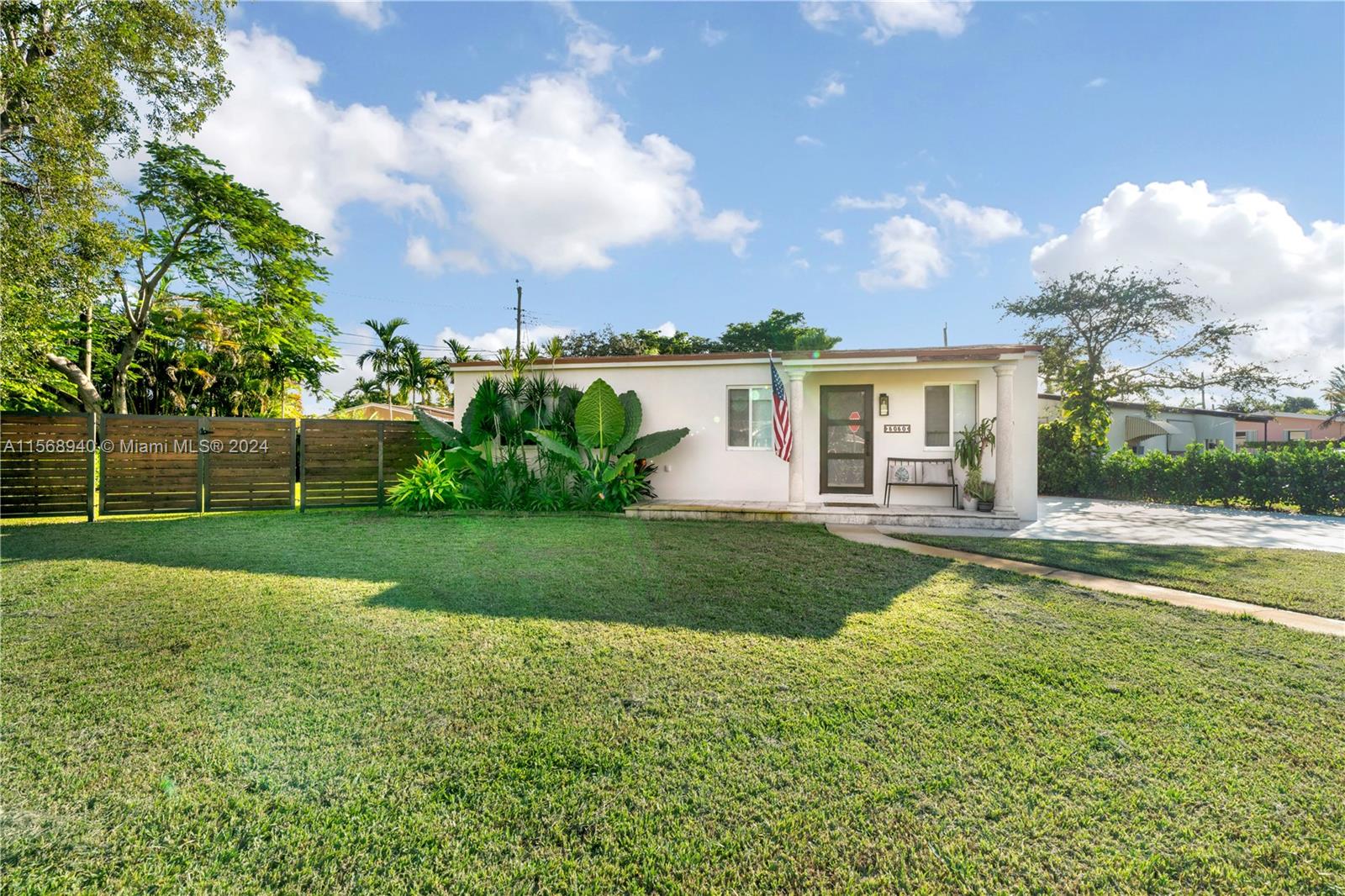 CASA GRANDE - Residential Lease
