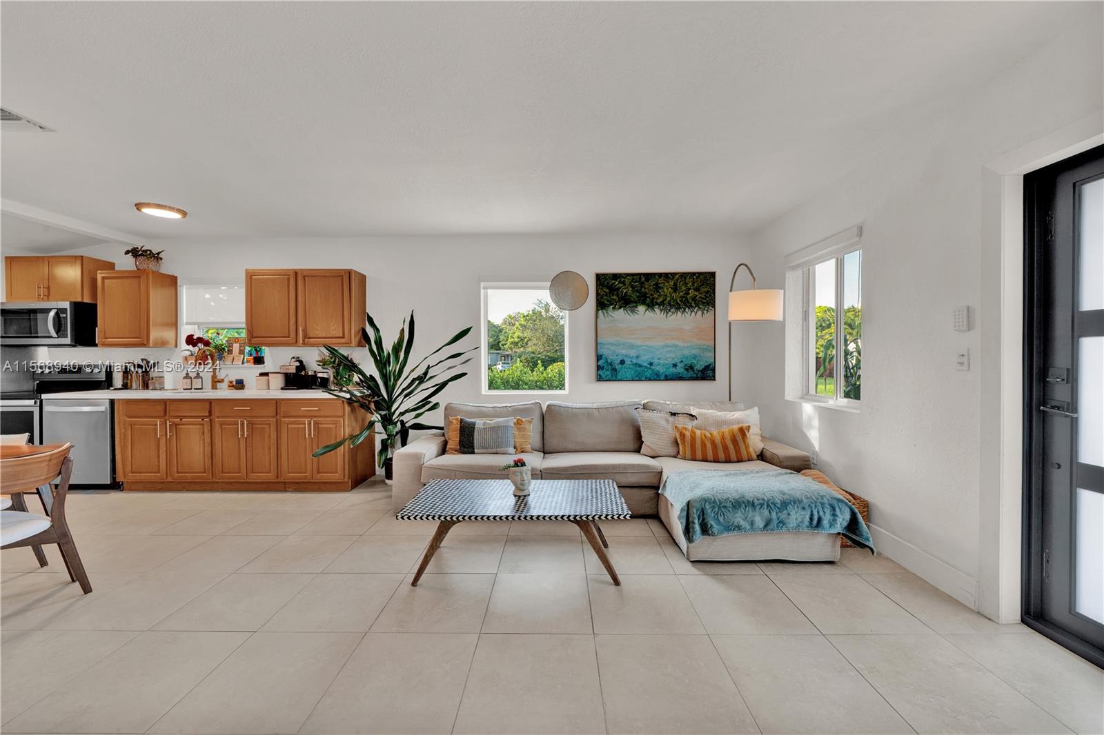 CASA GRANDE - Residential Lease