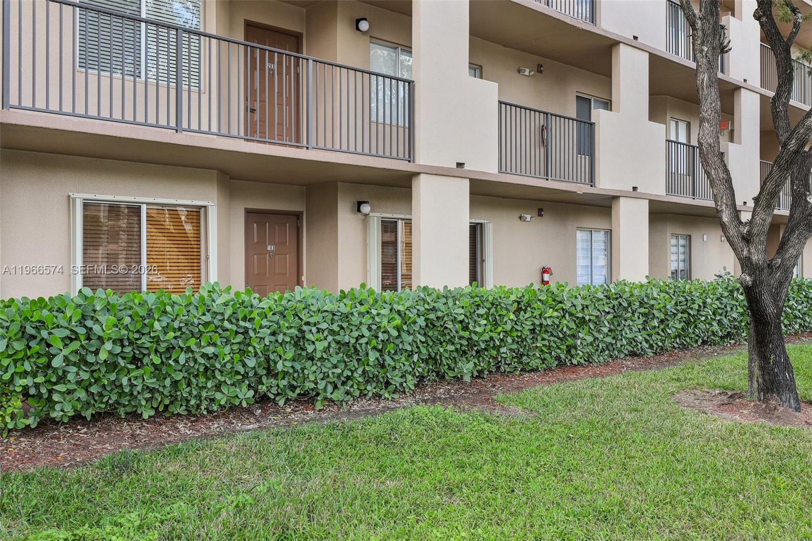 SUFFOLK AT CENTURY VILLAG - Residential