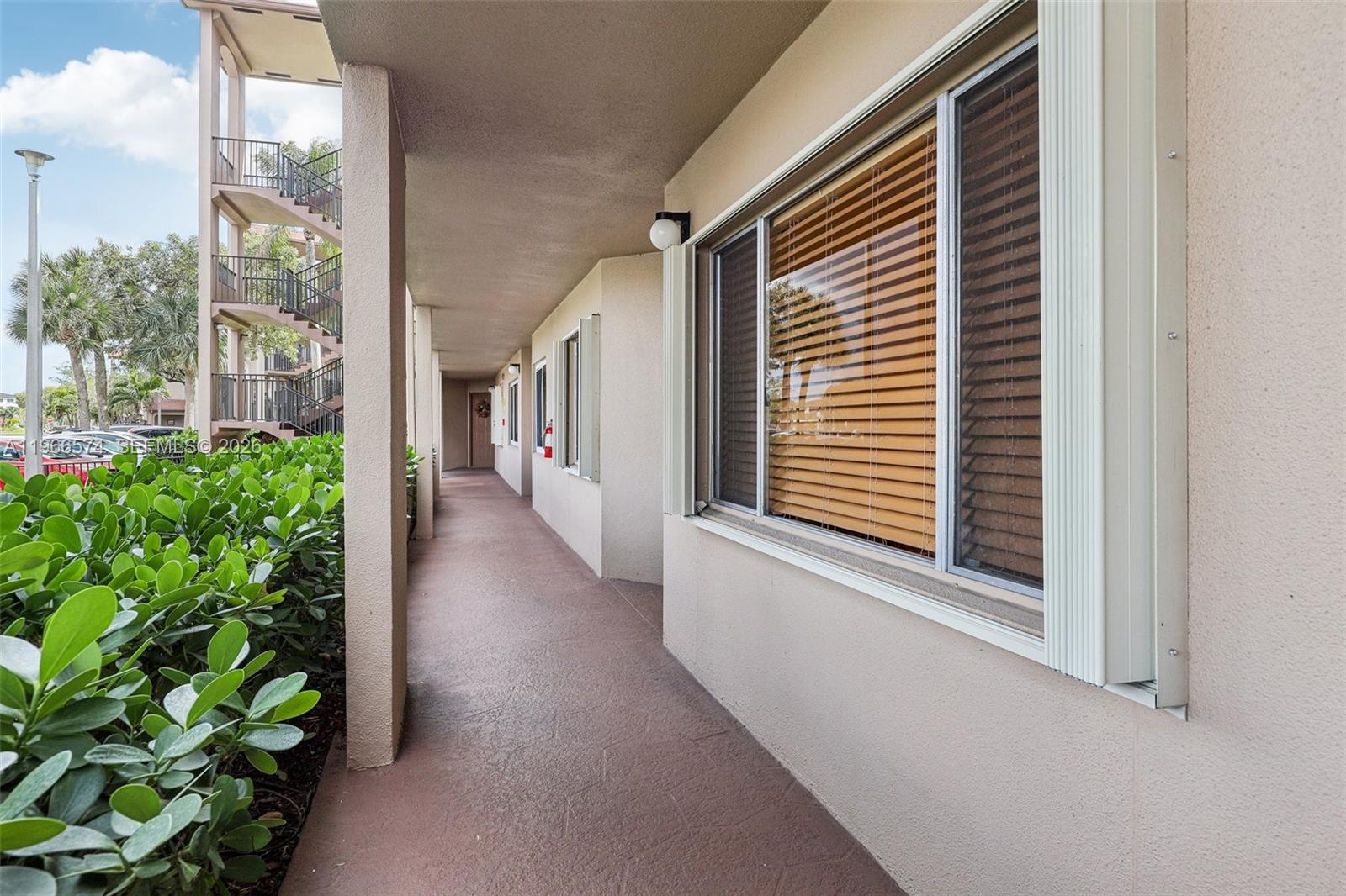 SUFFOLK AT CENTURY VILLAG - Residential