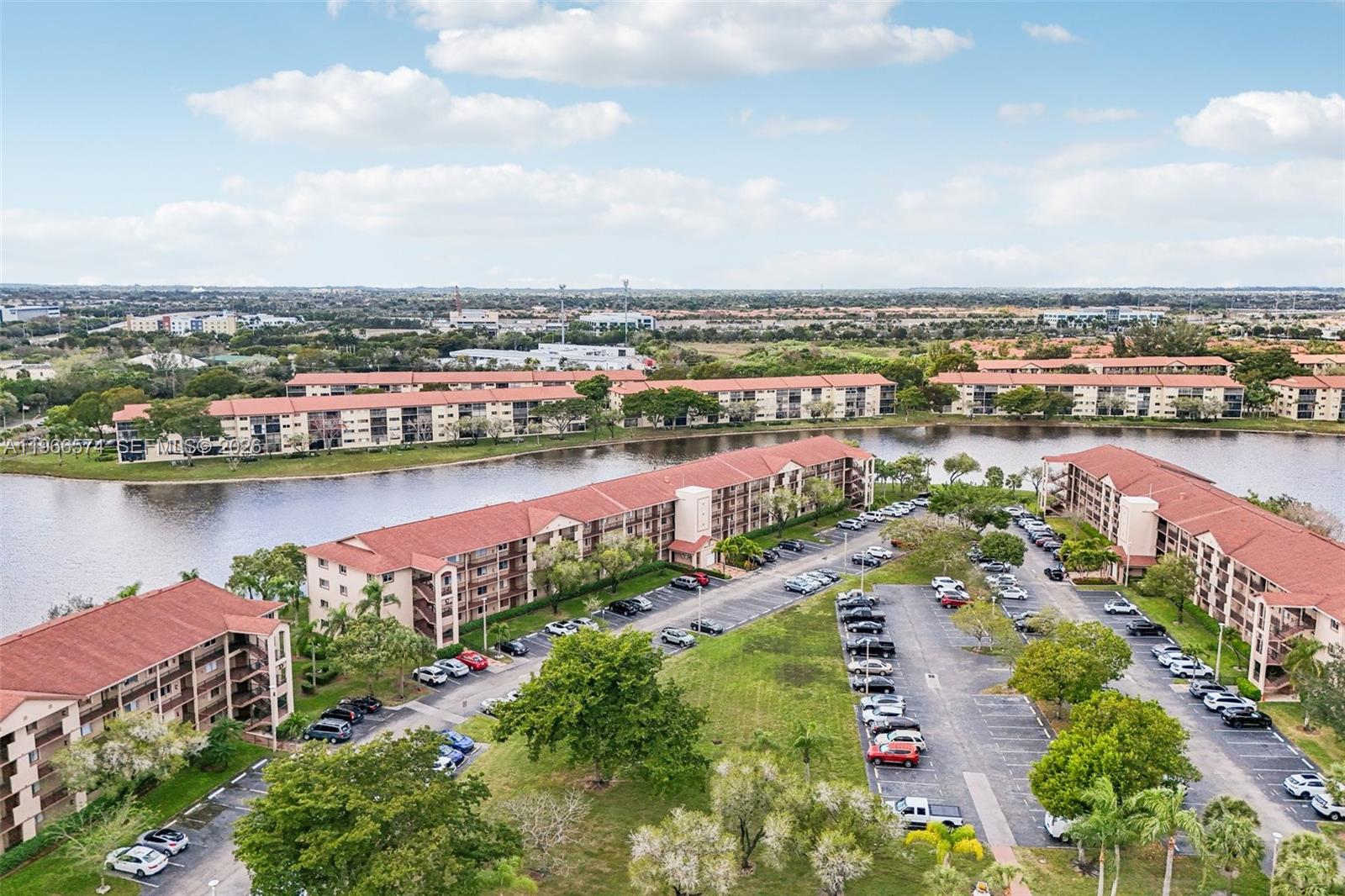 SUFFOLK AT CENTURY VILLAG - Residential