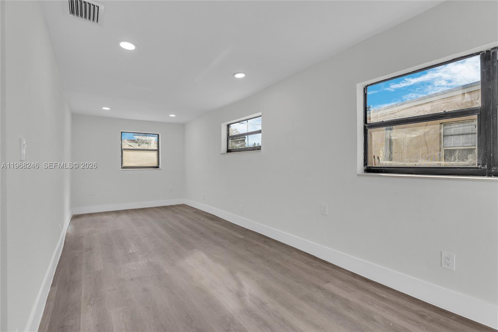 MAGNOLIA GARDENS CONSOLID - Residential