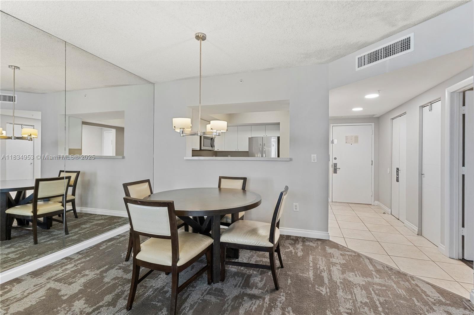 17375 Collins Ave 1004