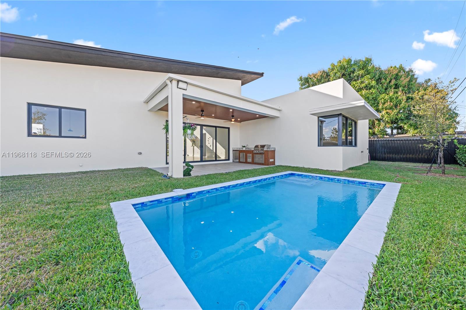 FAIRLAWN ESTATES - Residential