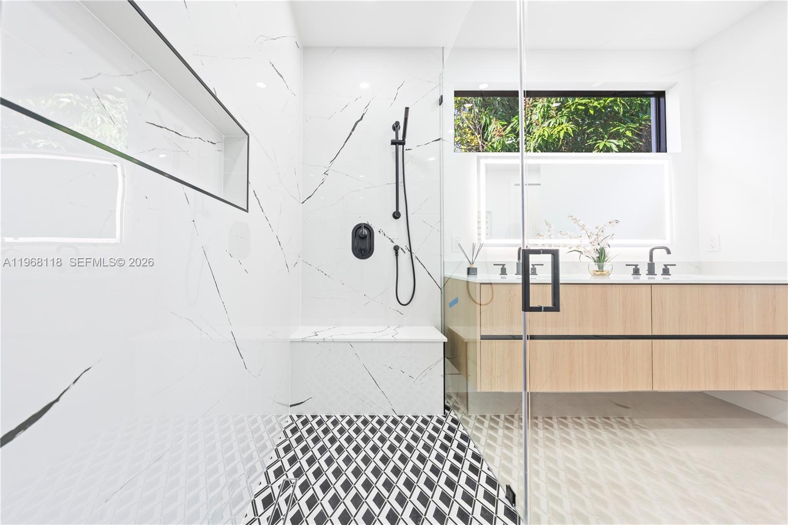 FAIRLAWN ESTATES - Residential