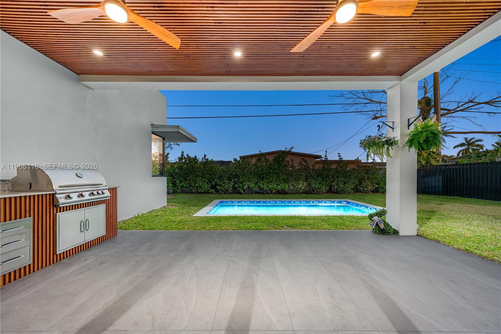 FAIRLAWN ESTATES - Residential