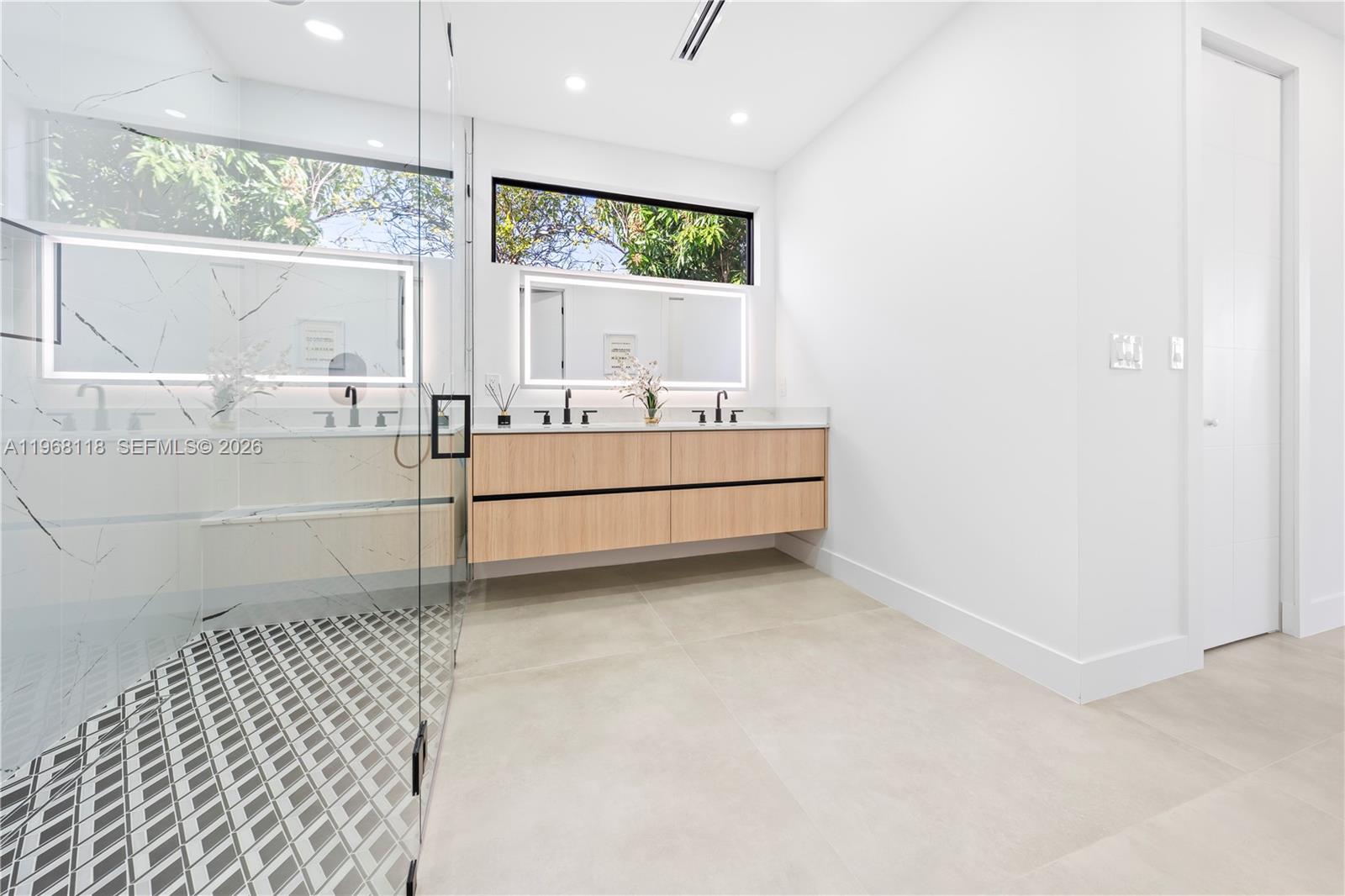 FAIRLAWN ESTATES - Residential