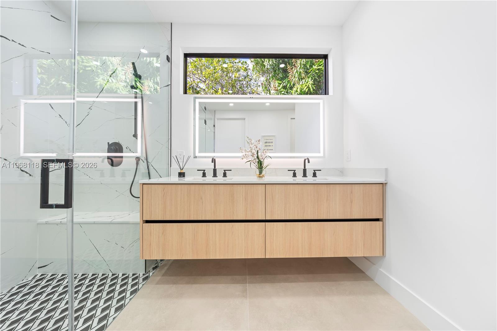 FAIRLAWN ESTATES - Residential