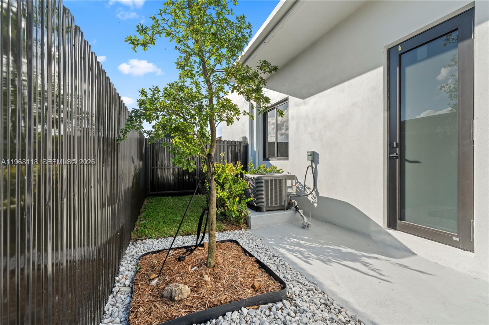 FAIRLAWN ESTATES - Residential