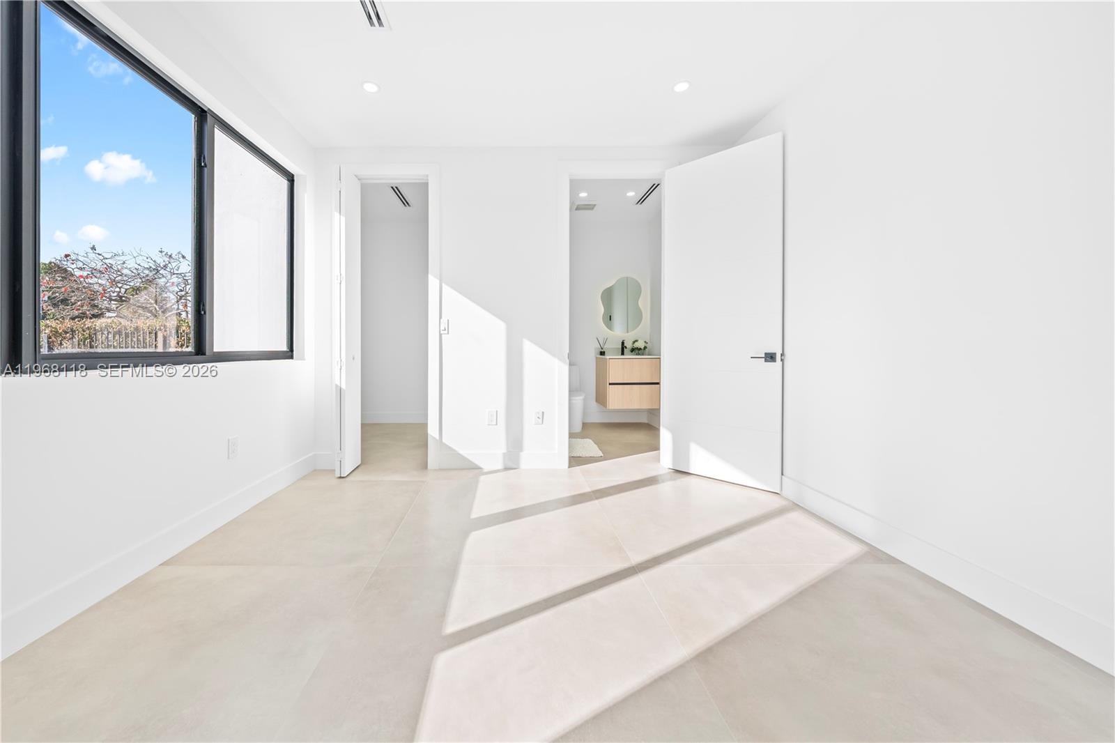 FAIRLAWN ESTATES - Residential