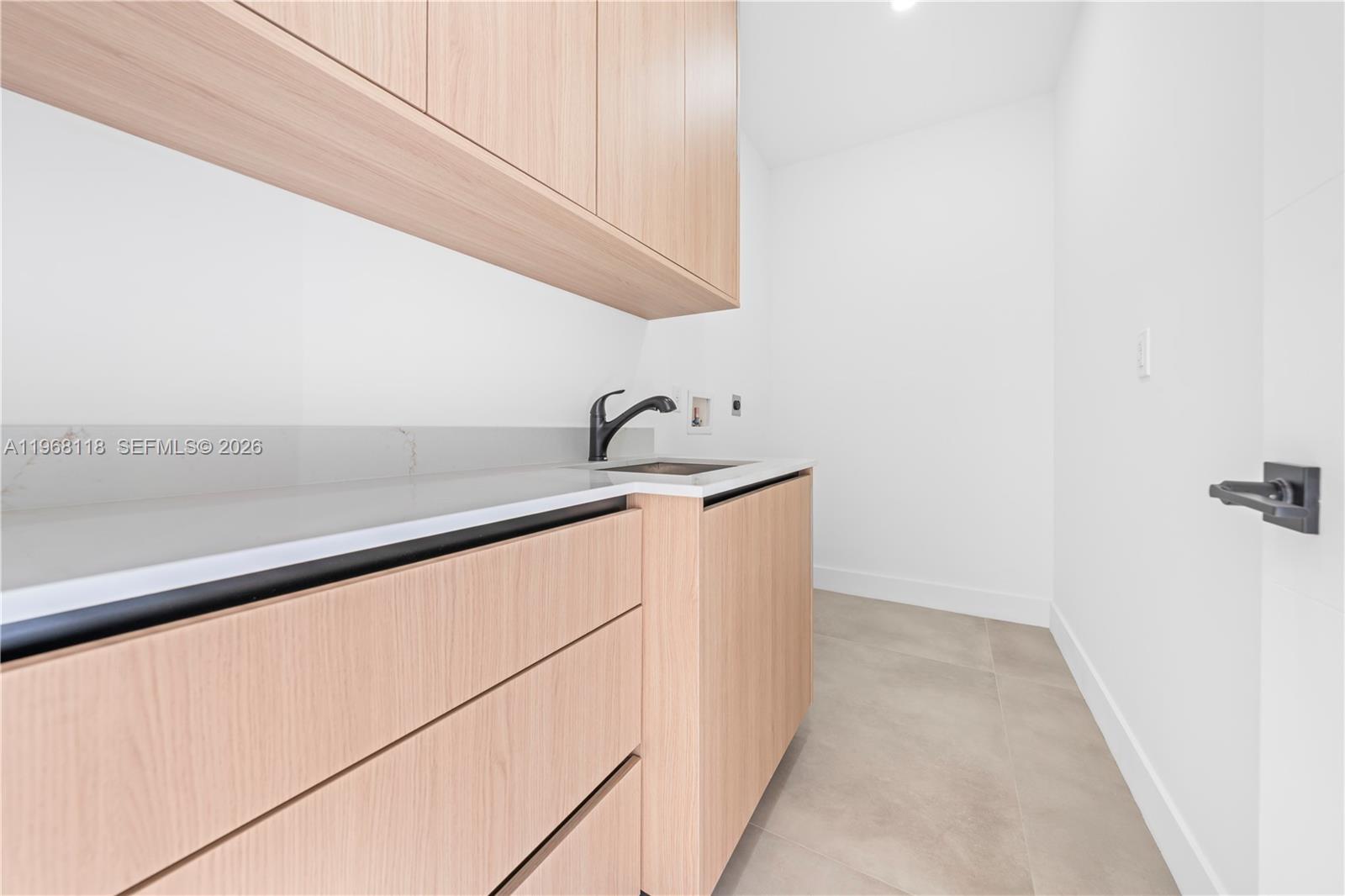 FAIRLAWN ESTATES - Residential