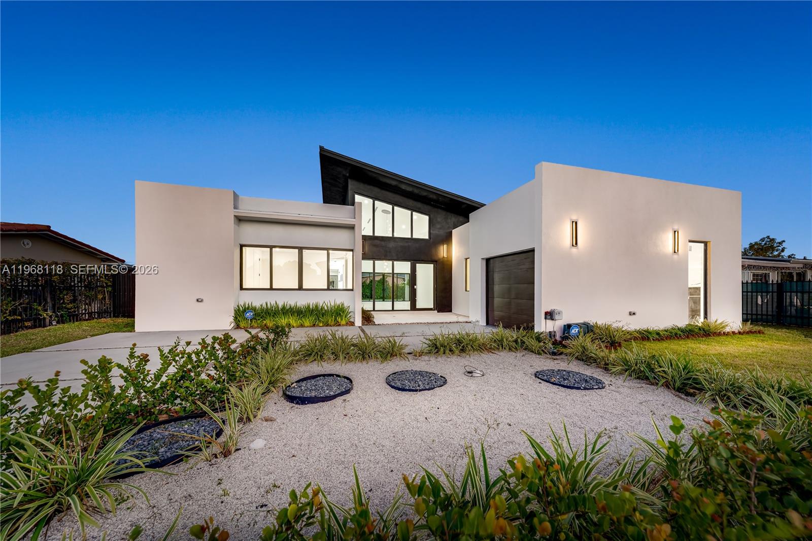 FAIRLAWN ESTATES - Residential