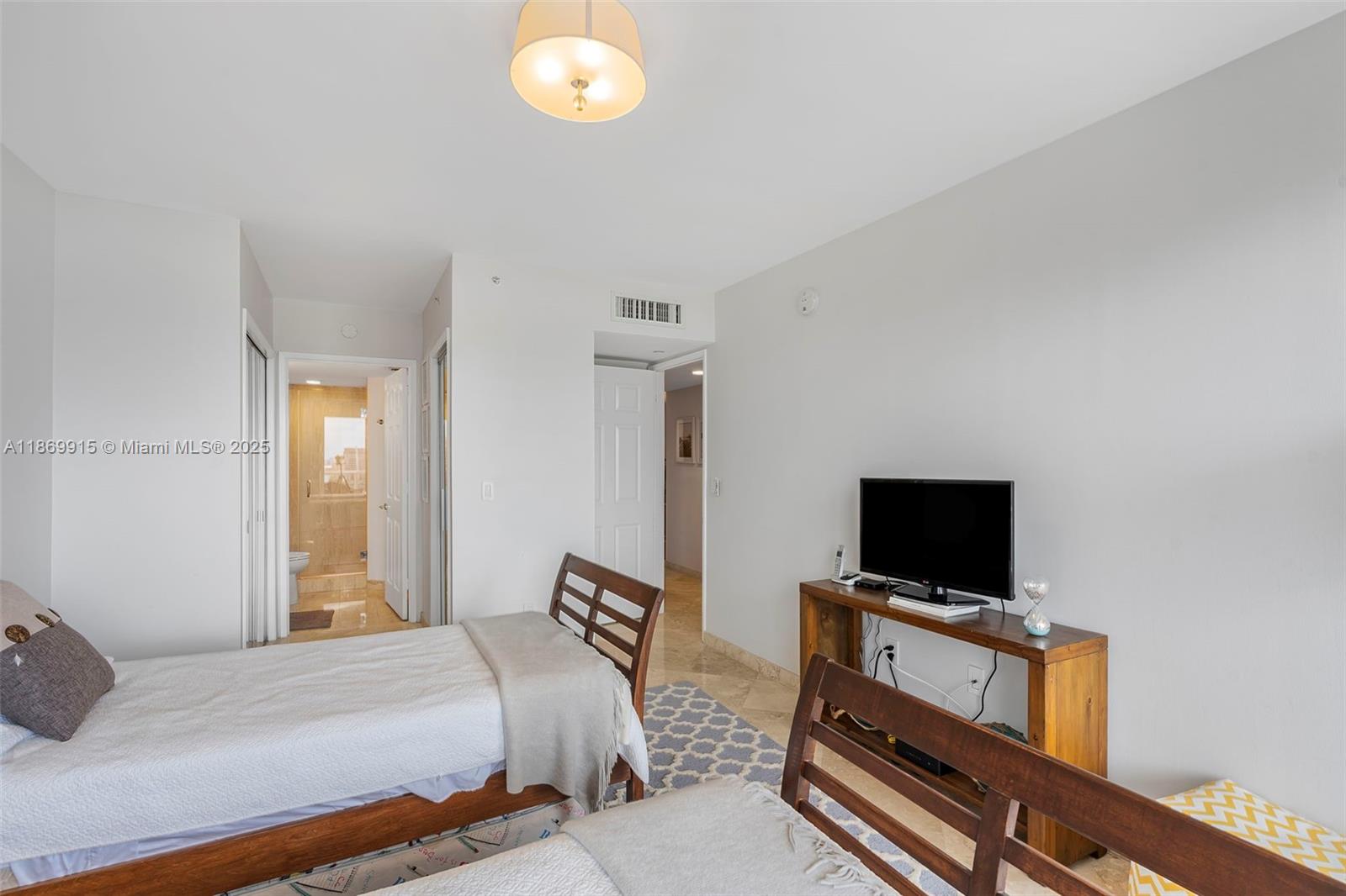 MILLENNIUM CONDO - Residential