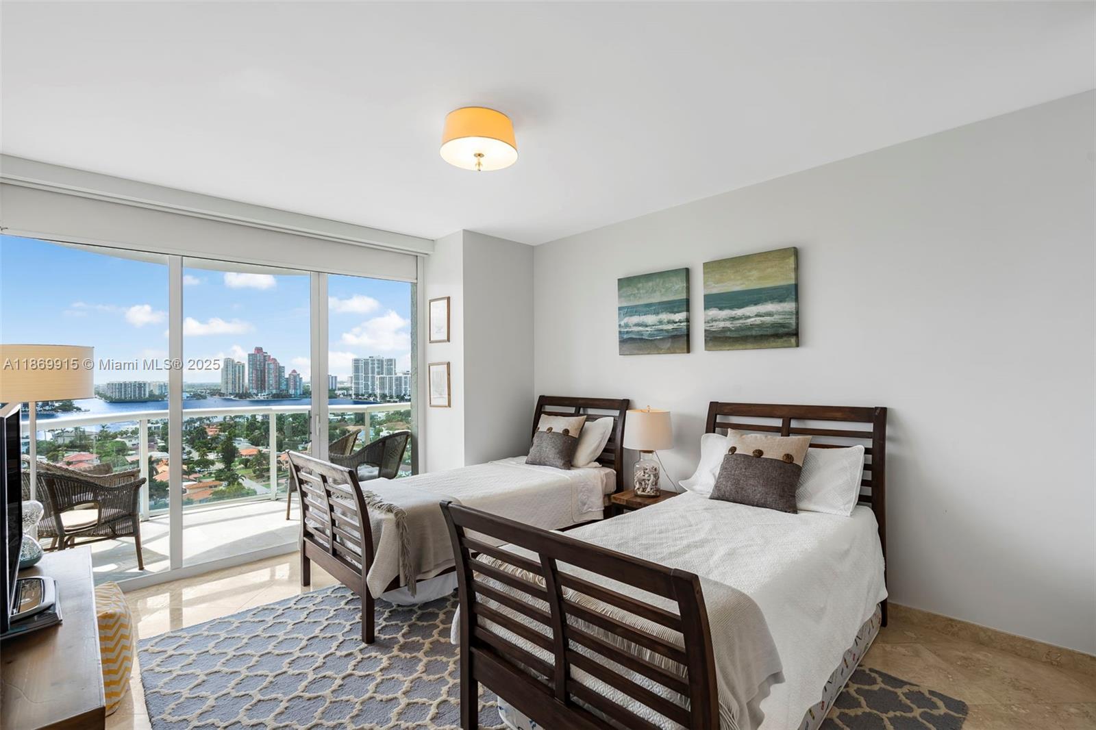 MILLENNIUM CONDO - Residential