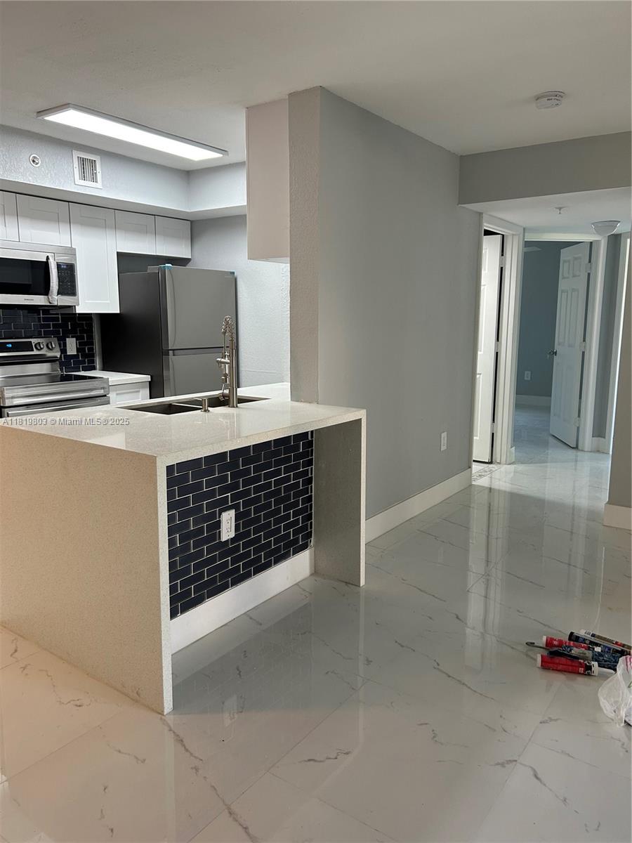 Rental Property at 2457 Centergate Dr 202, Miramar, Broward County, Florida - Bedrooms: 3 
Bathrooms: 2  - $2,800 MO.