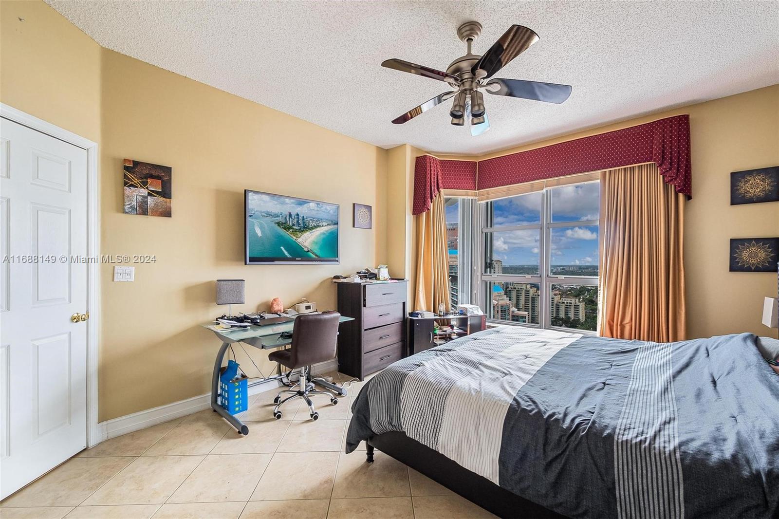 MYSTIC POINTE TOWER 500 C - Residential Lease
