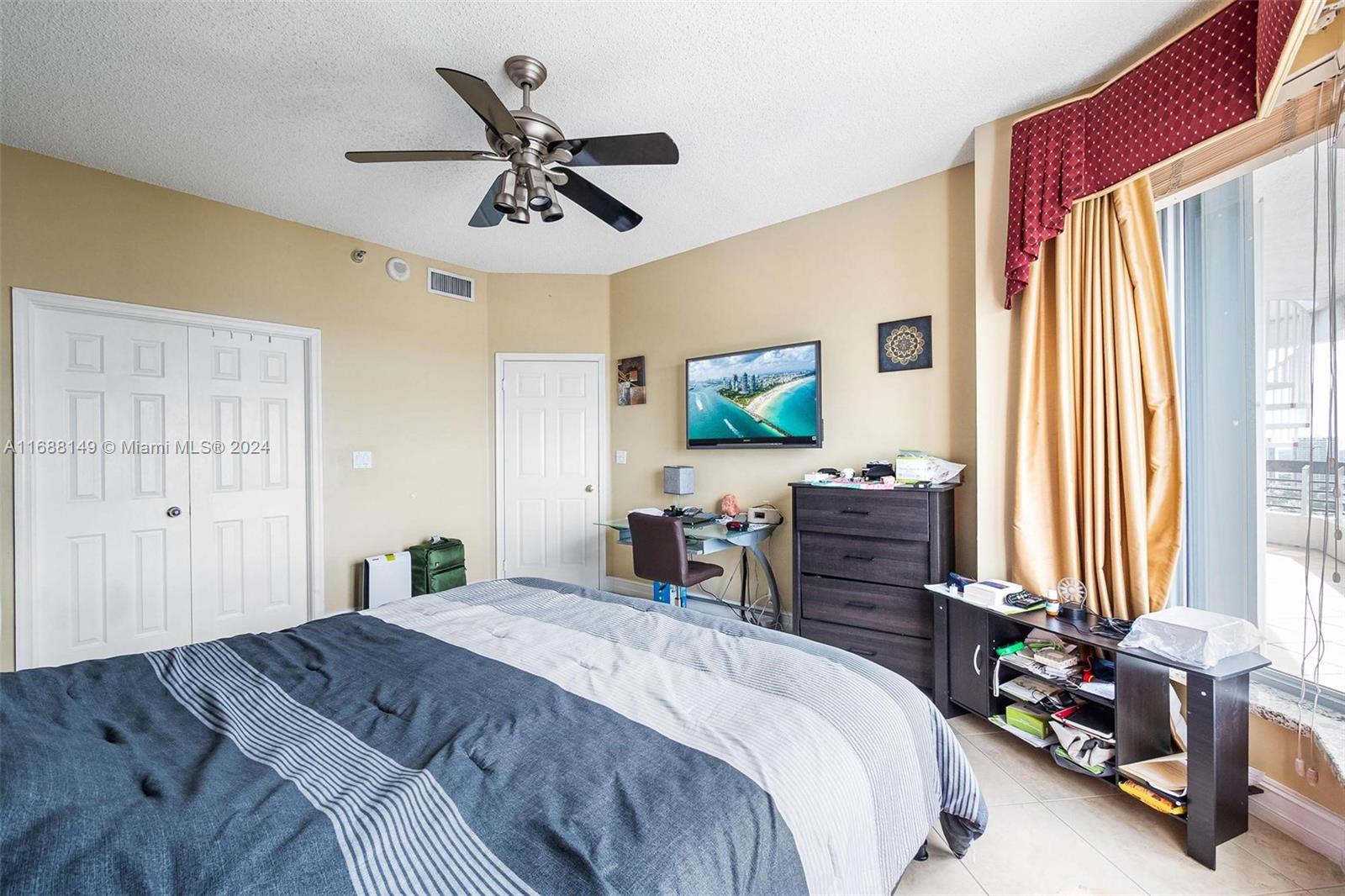 MYSTIC POINTE TOWER 500 C - Residential Lease