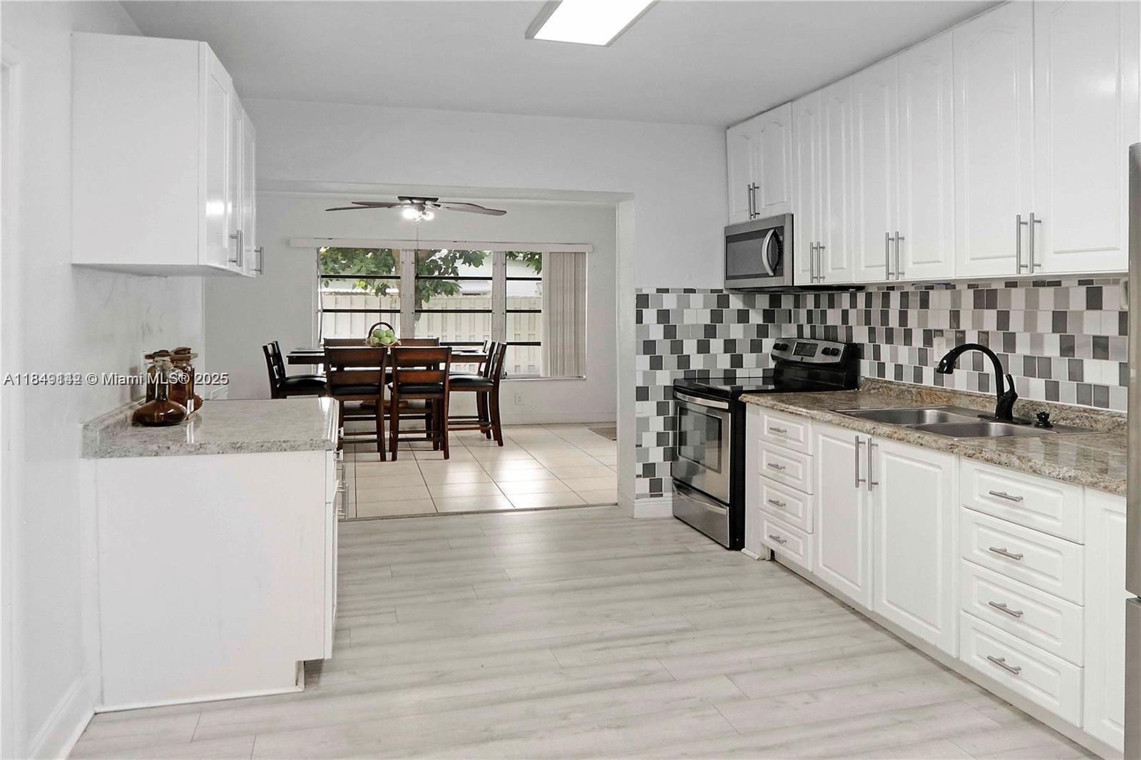 3611 SW 40th Ave, West Park, FL, 33023/$474,999 3 3611 SW 40th Ave
