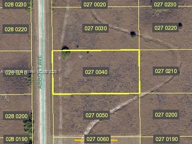 Excellent opportunity to construct your perfect oasis. Zoned residential 0.50 acres.