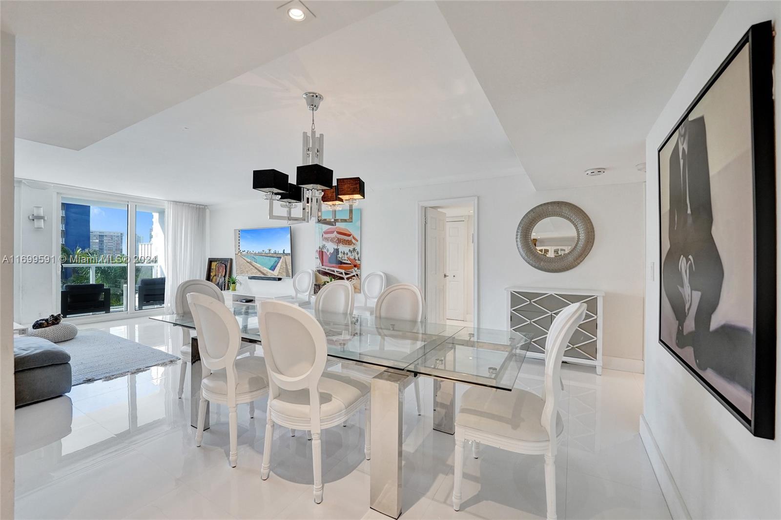 LA MER ESTATES WEST CONDO - Residential